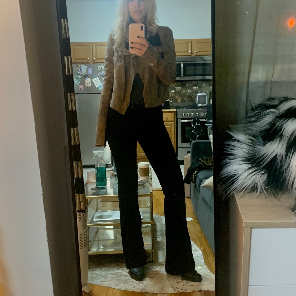 Veda Max Classic Suede Jacket - Picture 4 of 13